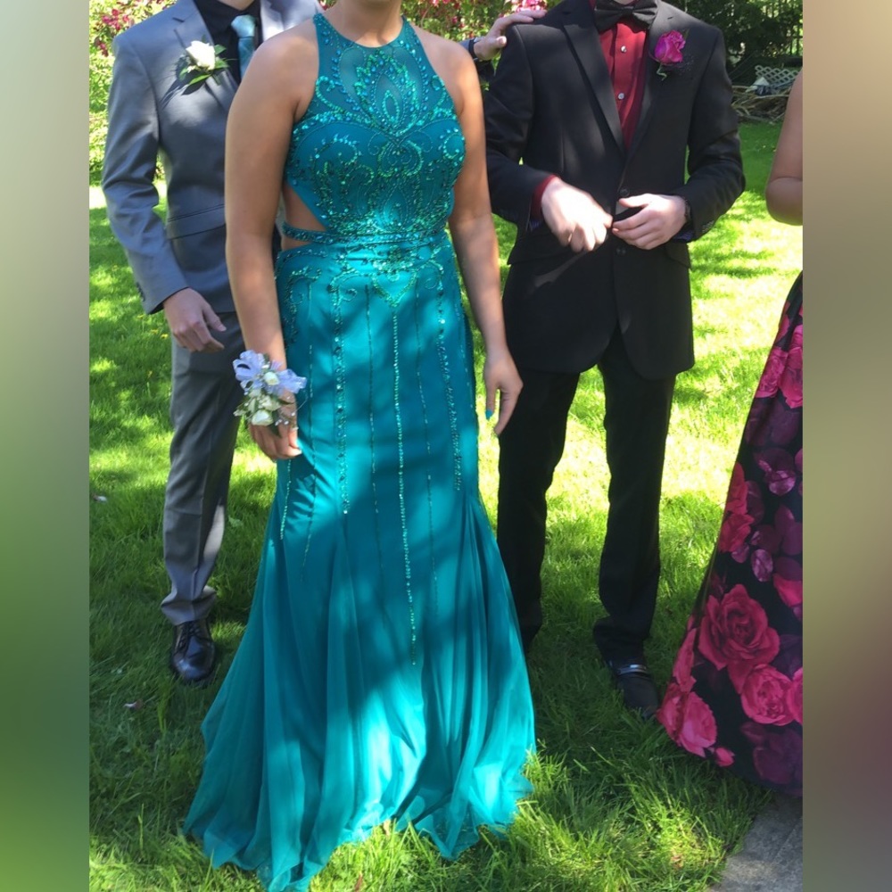 💎Beautiful turquoise prom dress only worn twice !!💎